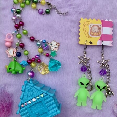 Blue alien cottage bundle