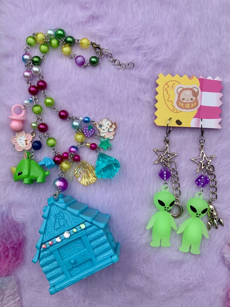 Blue alien cottage bundle