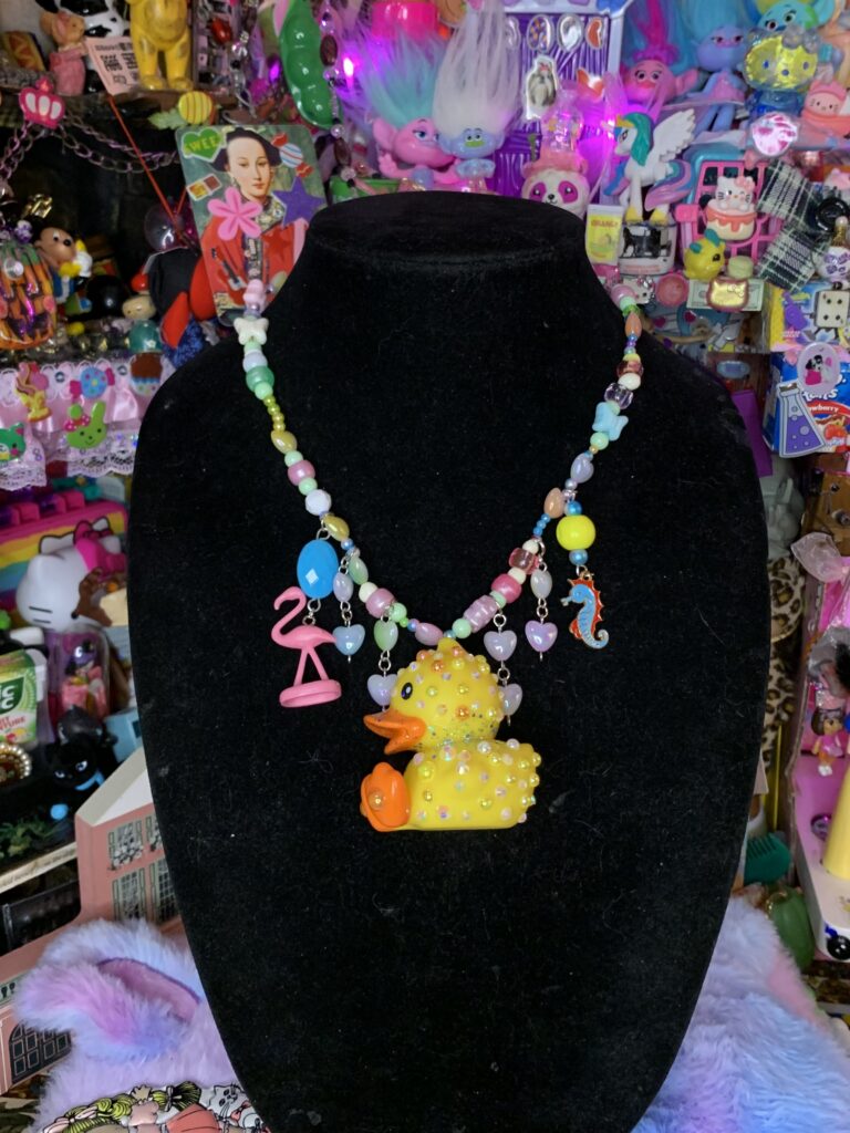 Flamingo 🦩 duck 🦆