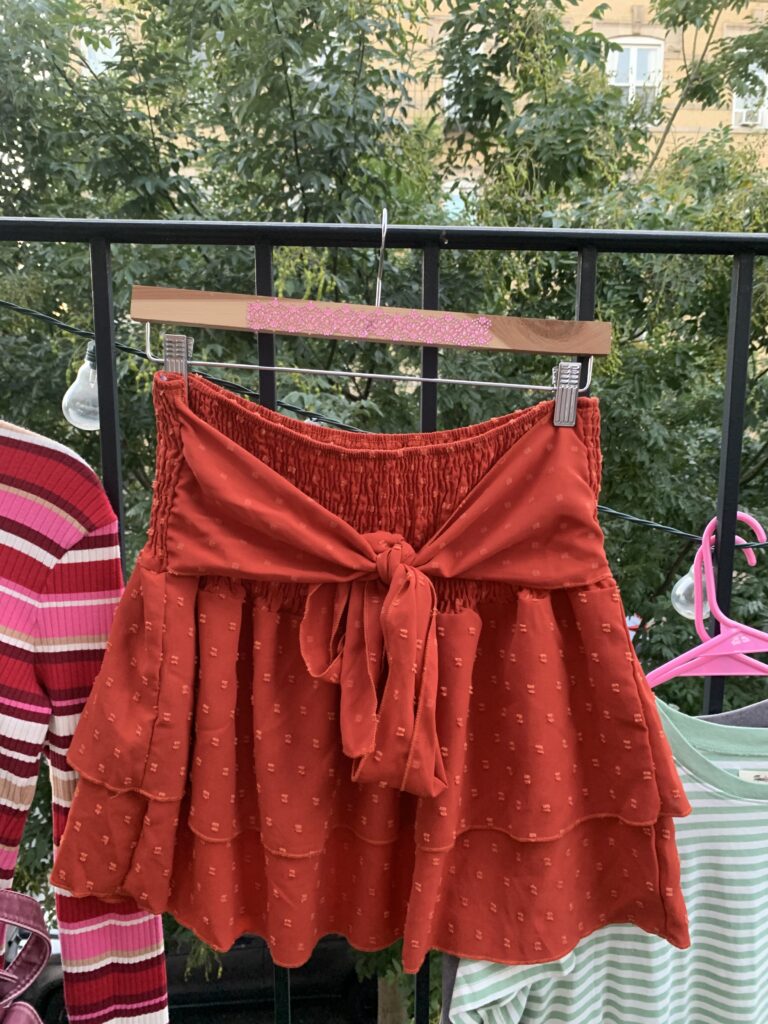 Orange skirt XL polyester